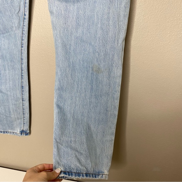 Levi’s 501 CT 32x32 Light Wash Distressed Jeans - Picture 9 of 14